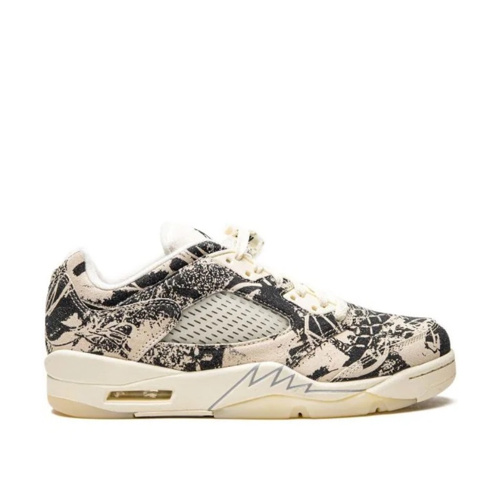 NWT Air Jordan 5 Low "Expression" Sneakers